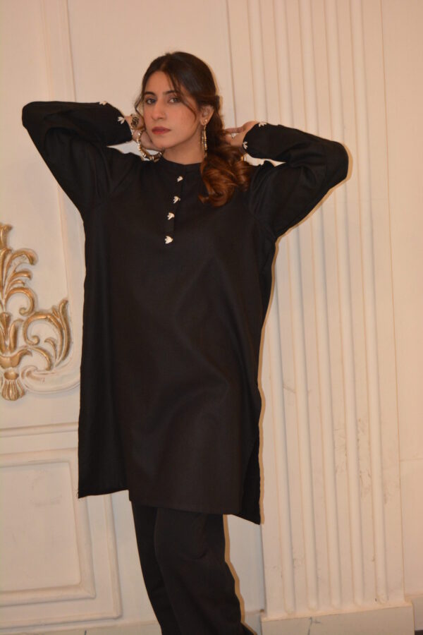 Elegant Hand-Embroidered Cotton Tunic - Image 4